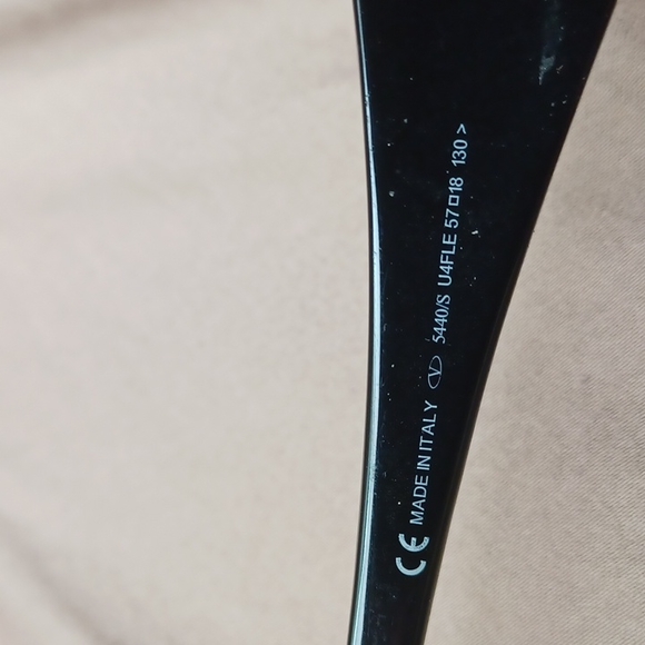 COPY - COPY - VALENTINO Glasses - Picture 4 of 6